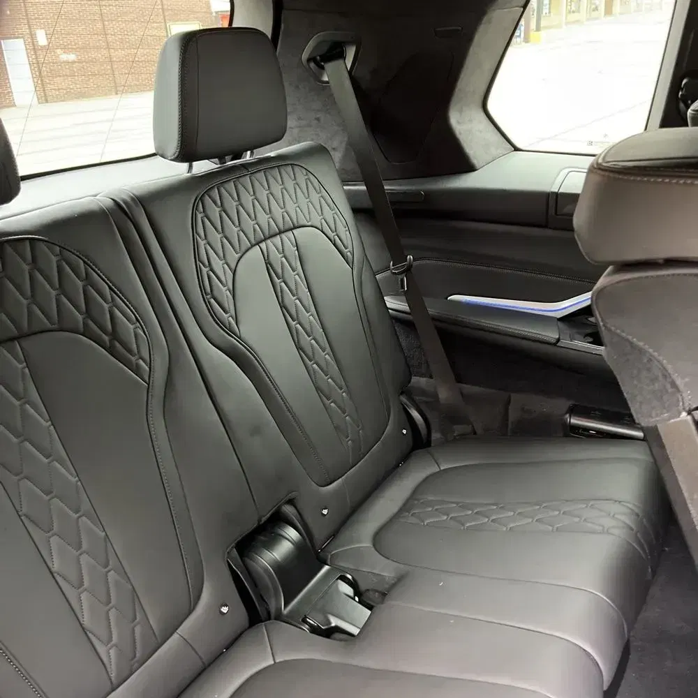 2024 BMW X7 M60i