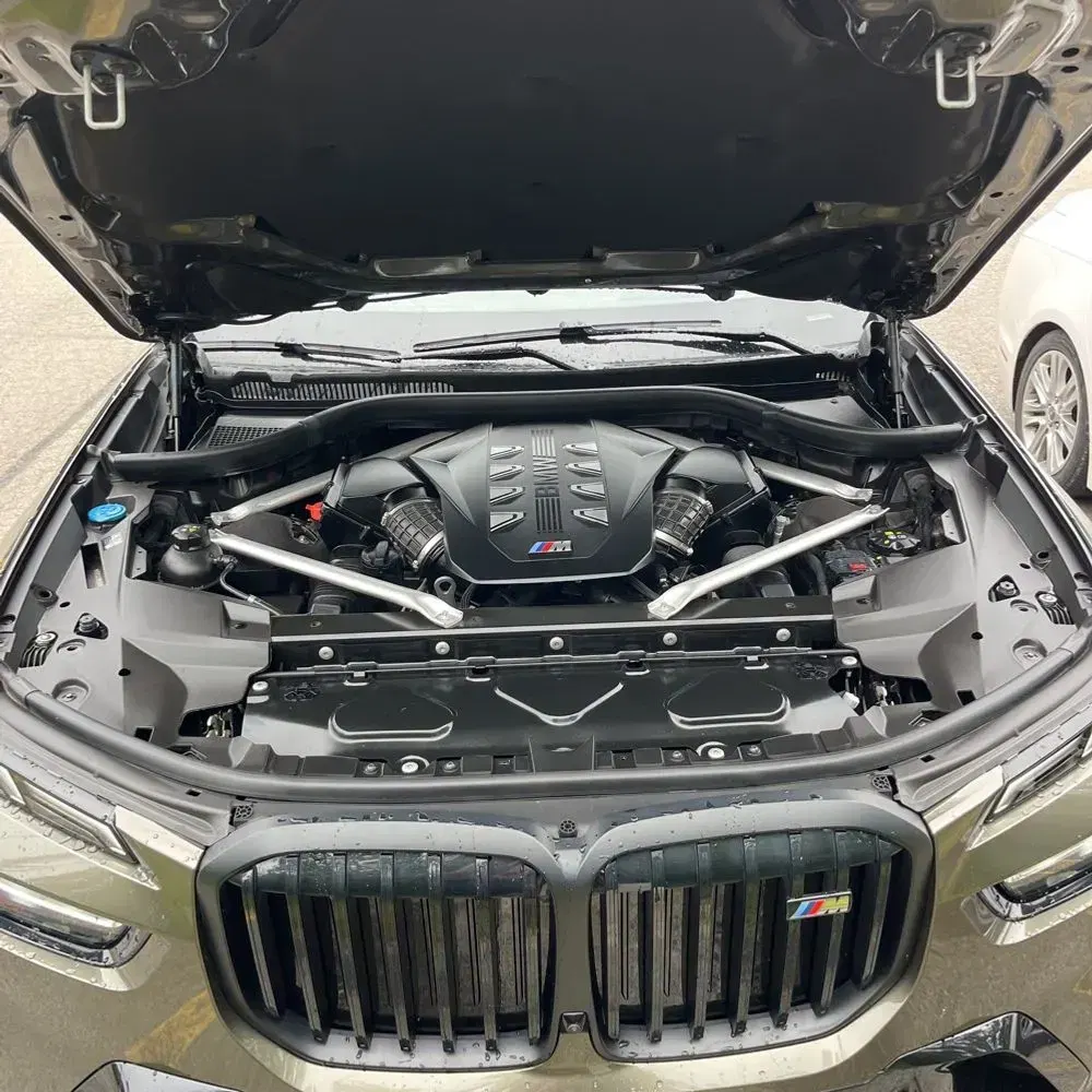 2024 BMW X7 M60i
