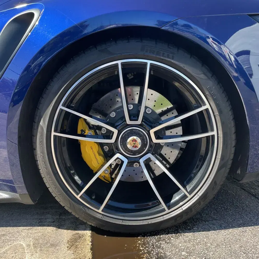 2021 Porsche 911 Turbo S