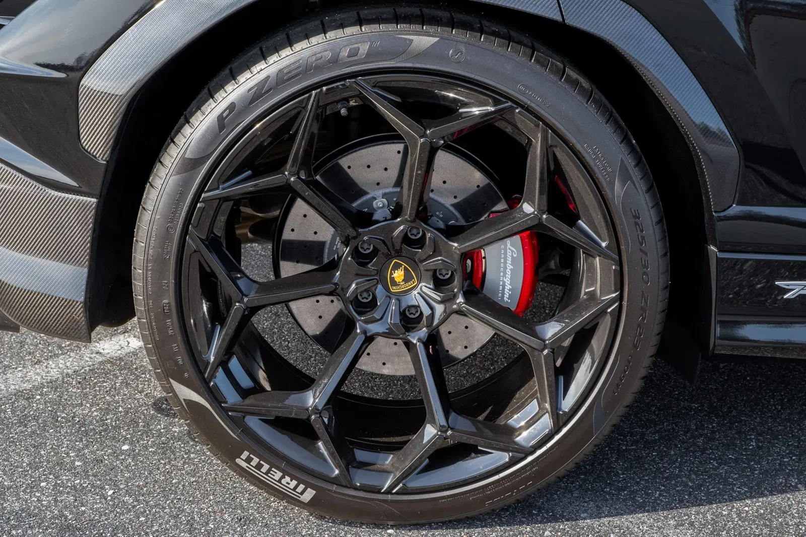 2024 Lamborghini Urus Performante