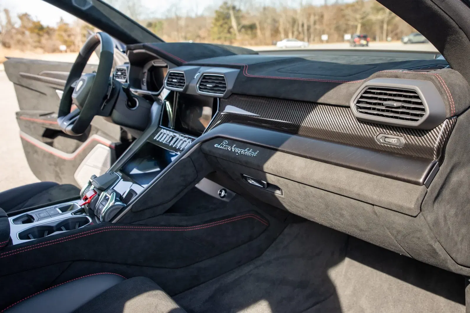2024 Lamborghini Urus Performante