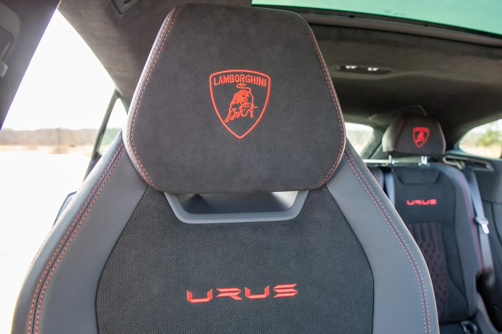 2024 Lamborghini Urus Performante