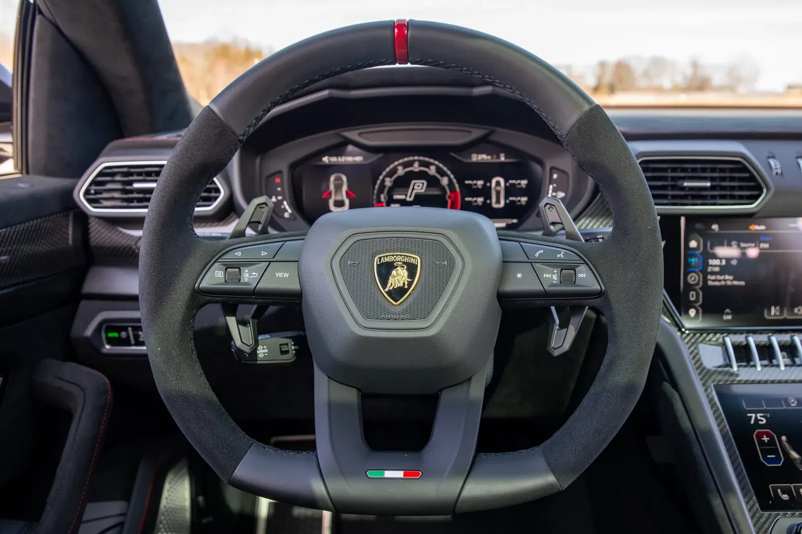 2024 Lamborghini Urus Performante