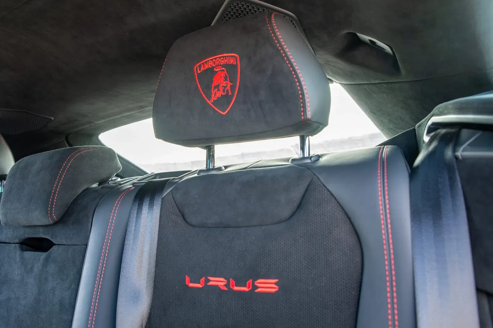 2024 Lamborghini Urus Performante