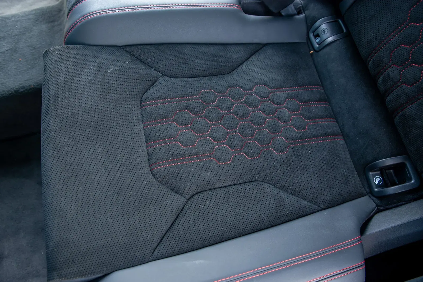 2024 Lamborghini Urus Performante