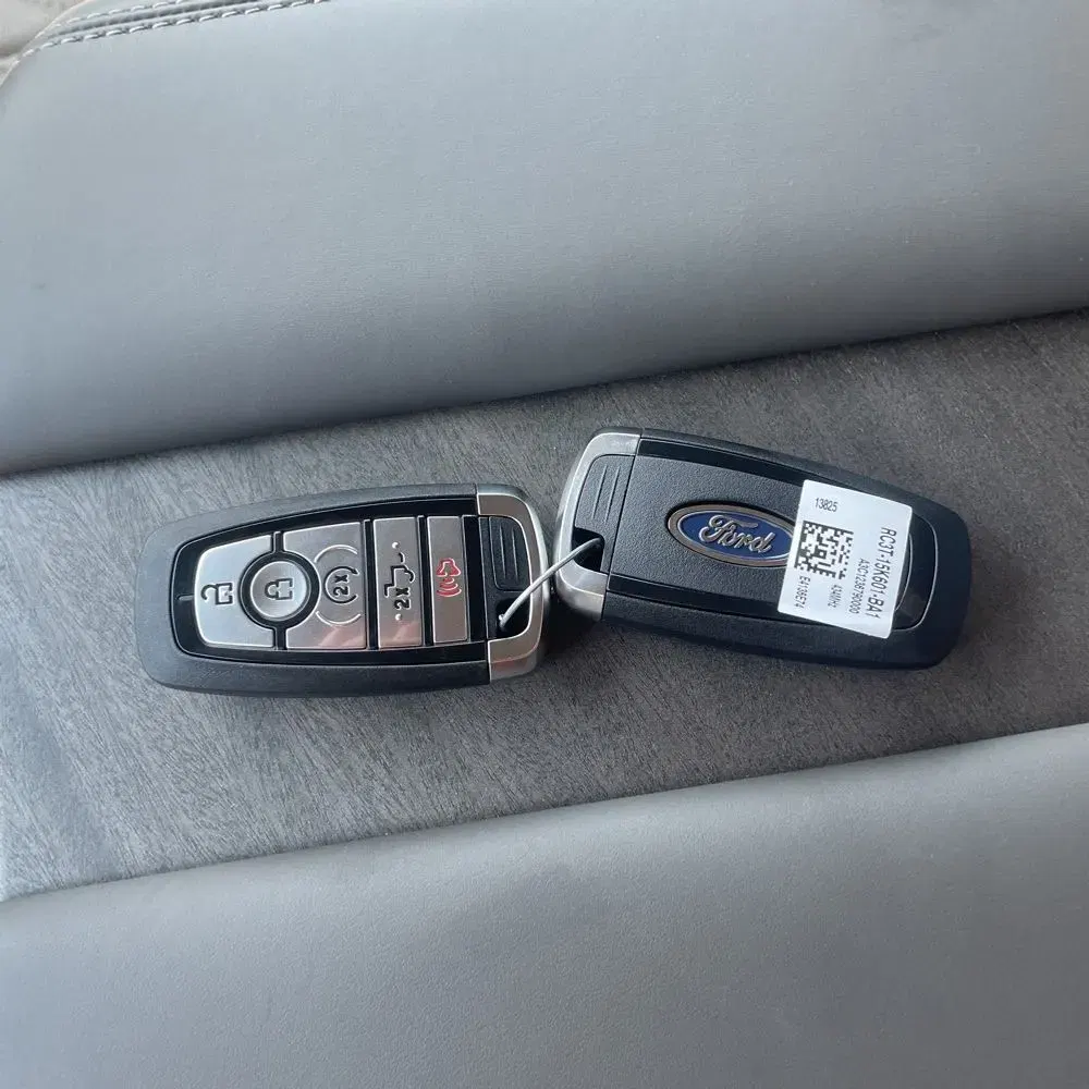 2025 Ford F-450 Super Duty Platinum