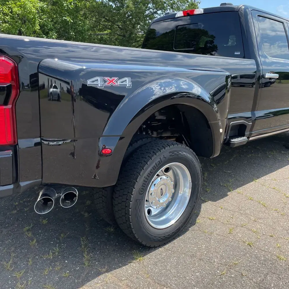 2025 Ford F-450 Super Duty Platinum