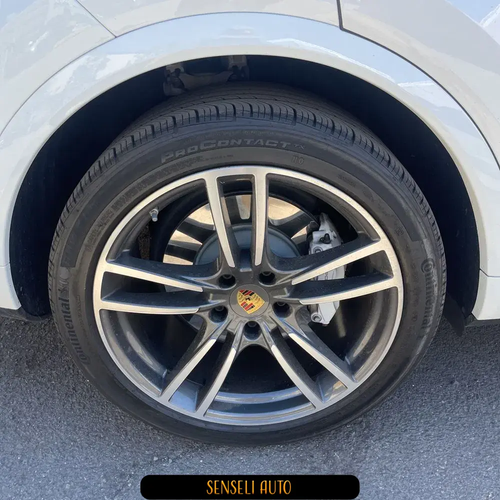 2022 Porsche Cayenne Turbo