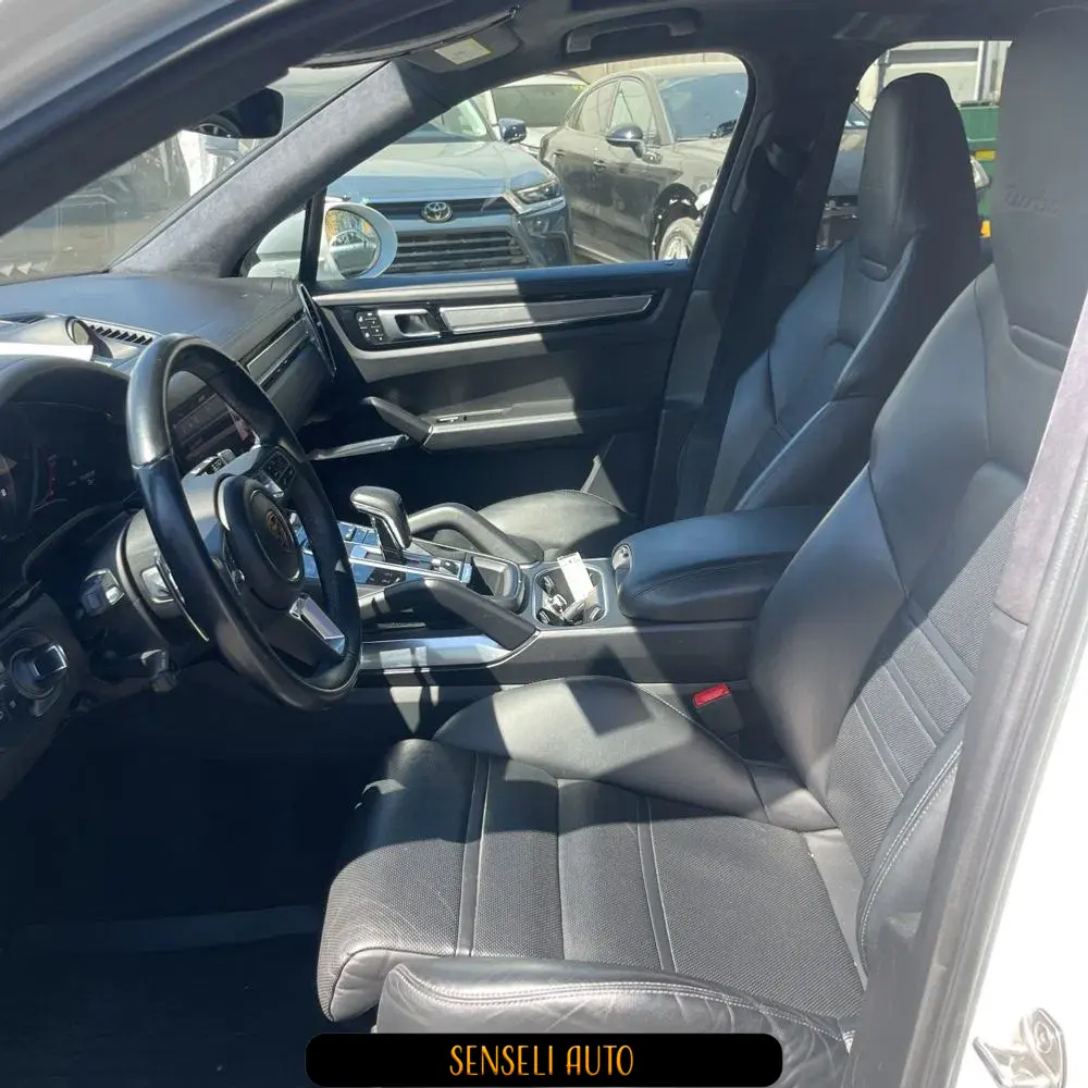 2022 Porsche Cayenne Turbo