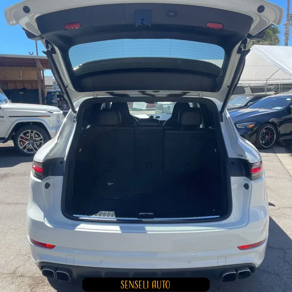 2022 Porsche Cayenne Turbo