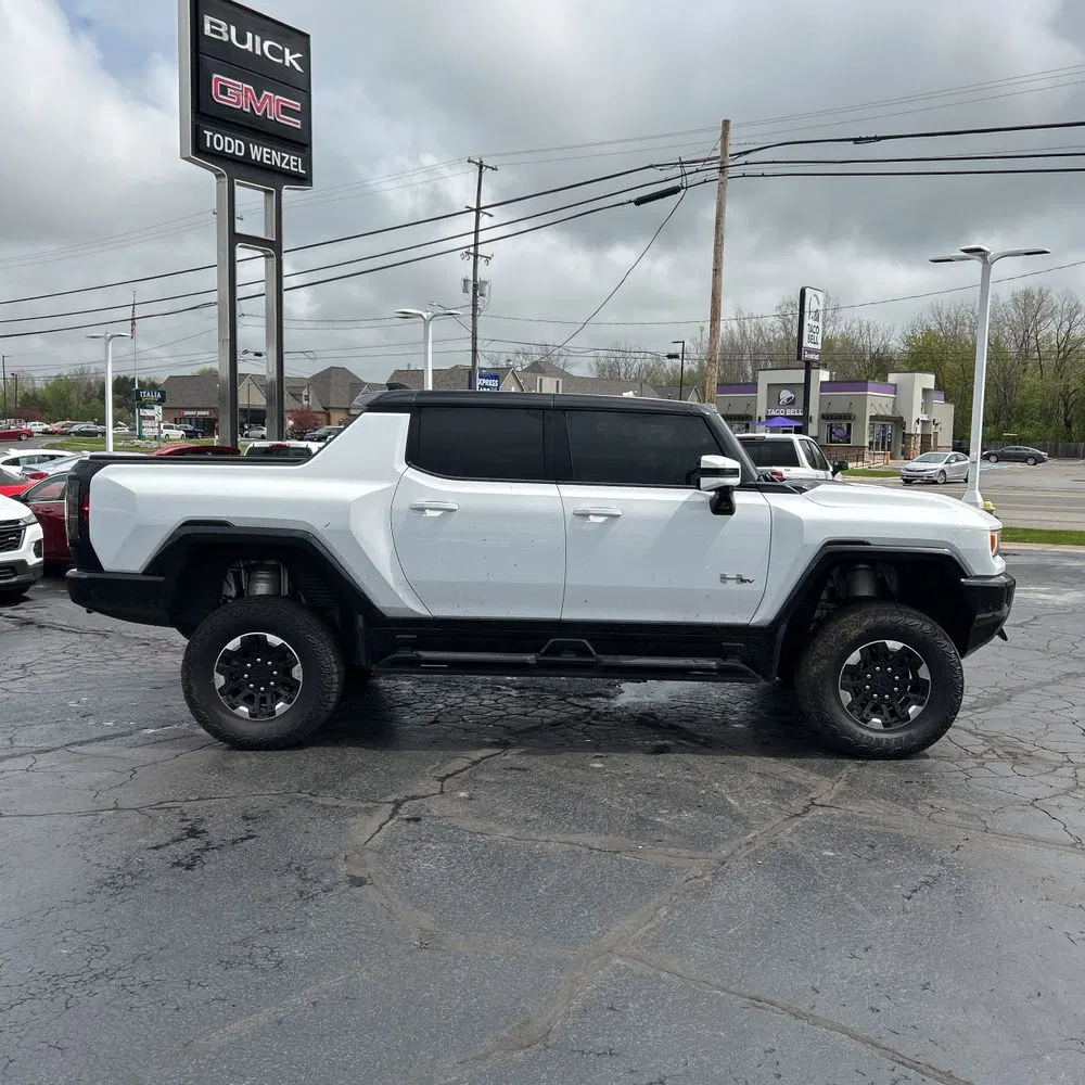 2023 GMC Hummer EV SUT Edition 1