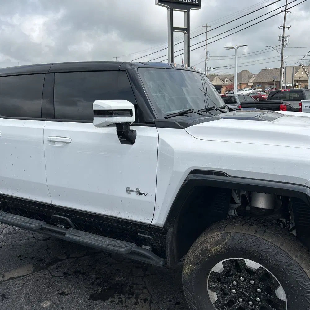 2023 GMC Hummer EV SUT Edition 1