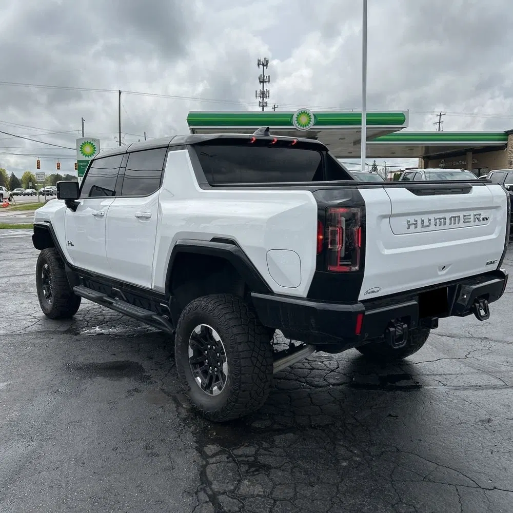 2023 GMC Hummer EV SUT Edition 1