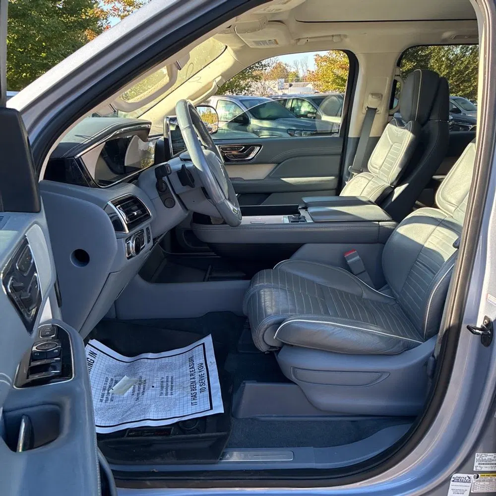 2021 Lincoln Navigator L Black Label