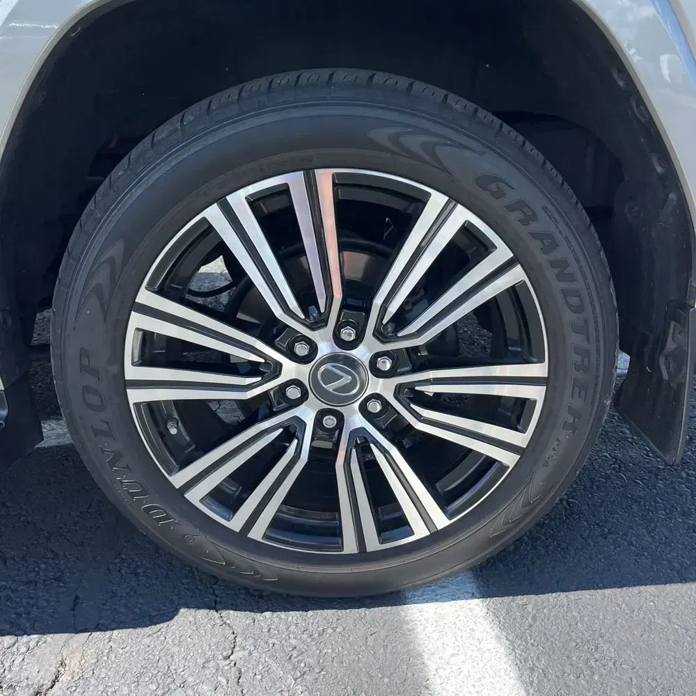 2023 Lexus LX 600 Luxury