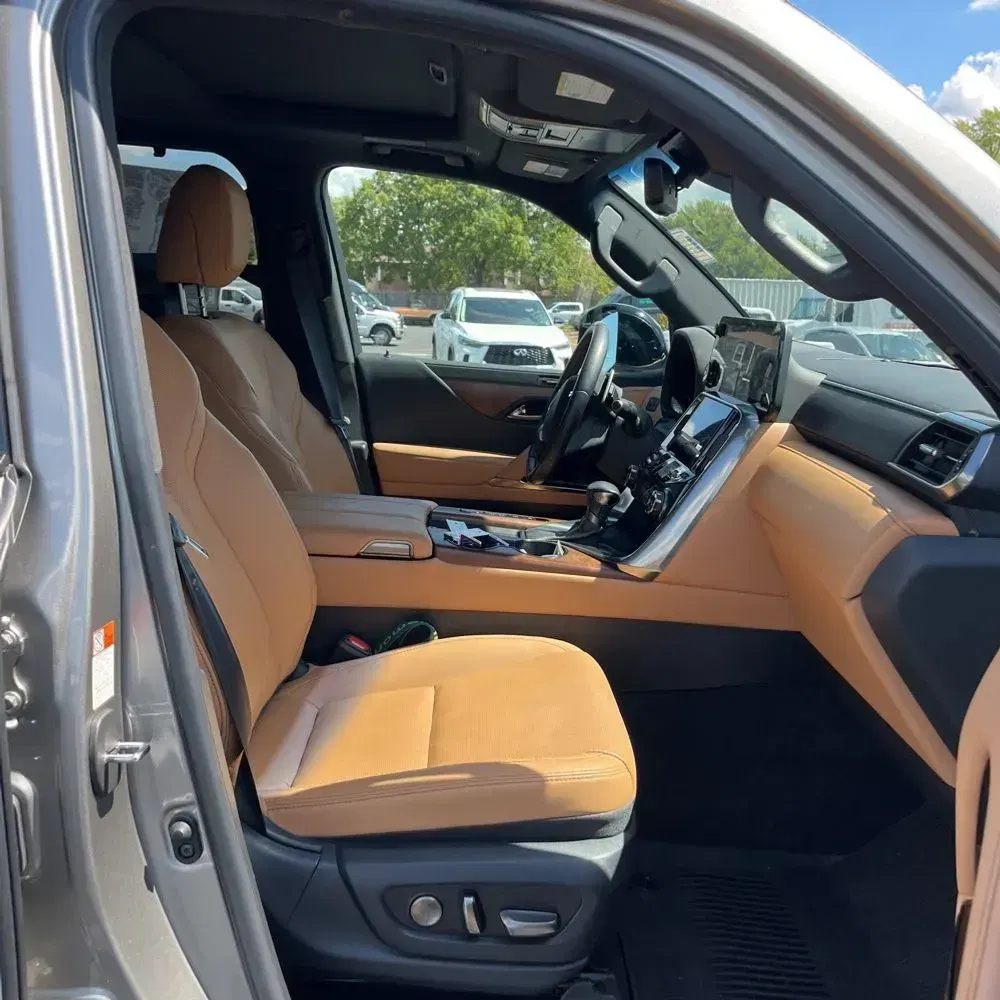 2023 Lexus LX 600 Luxury