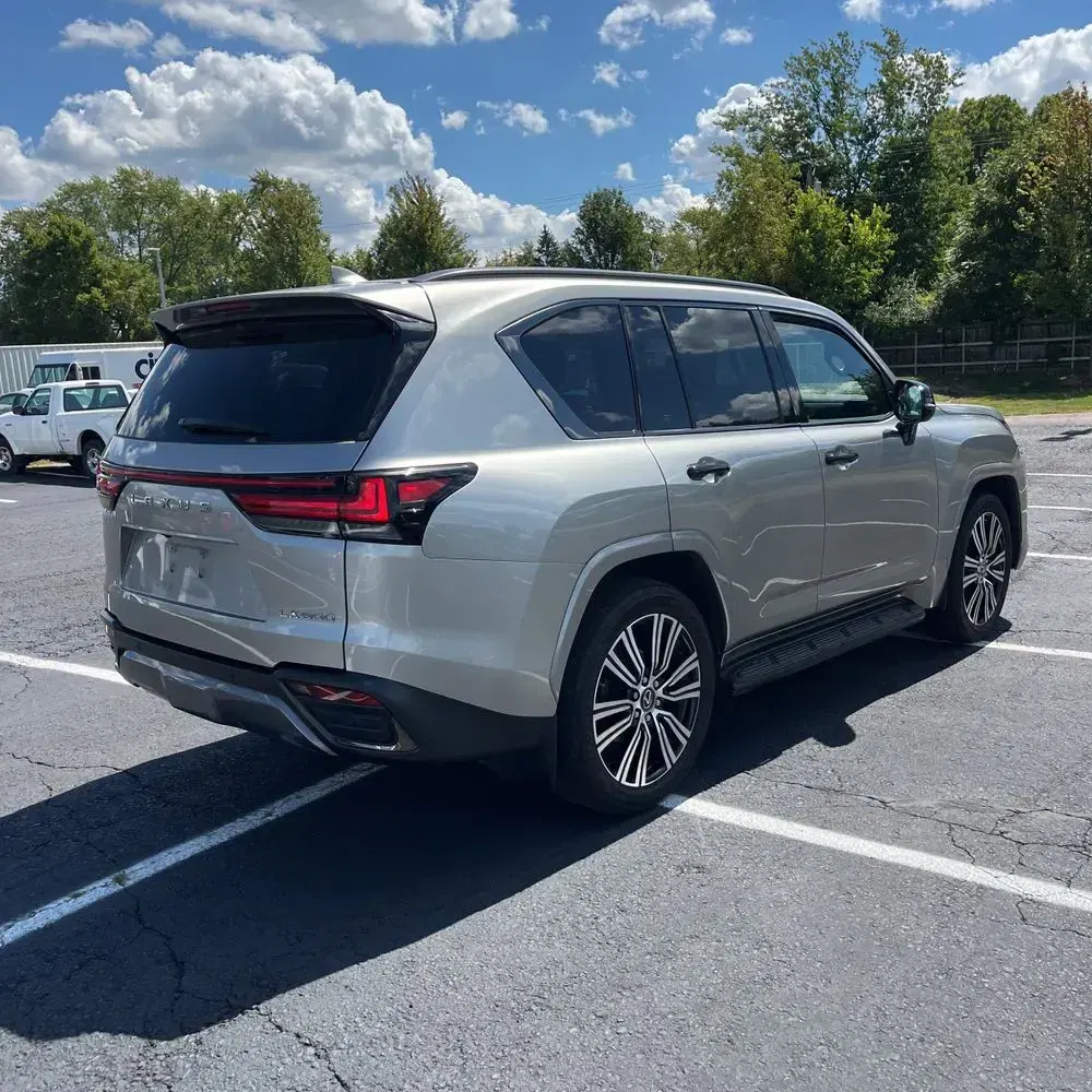 2023 Lexus LX 600 Luxury