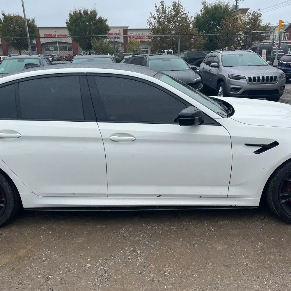 2023 BMW M5