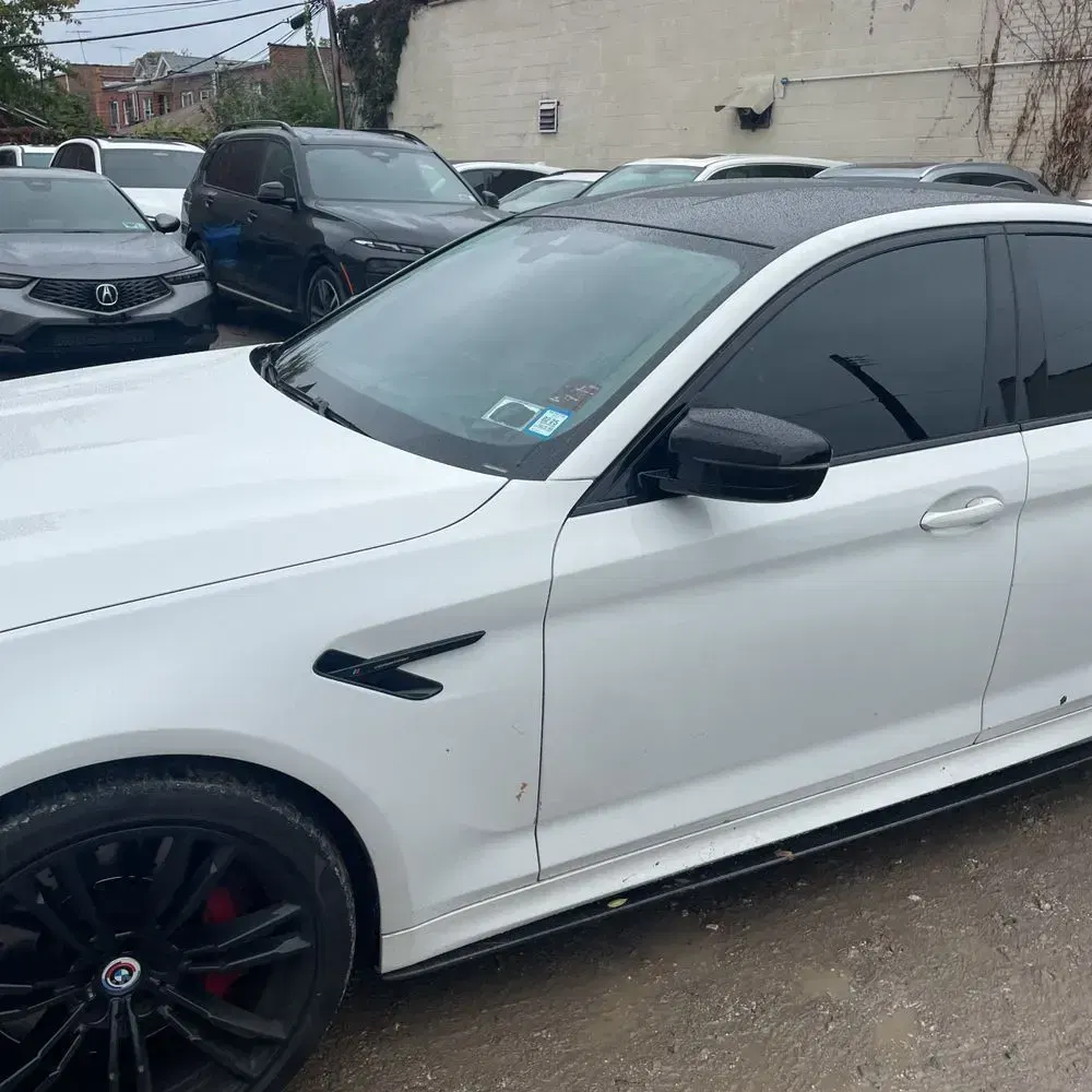 2023 BMW M5