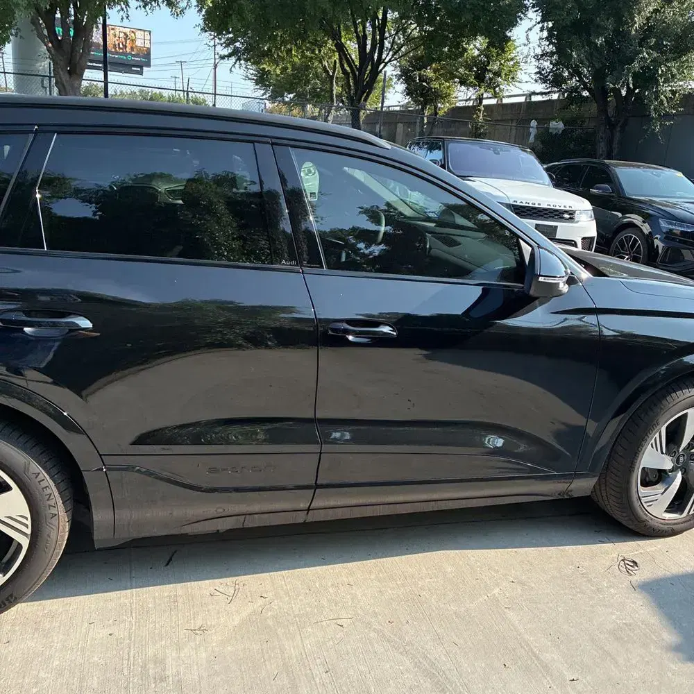 2025 Audi Q6 e-tron Prestige