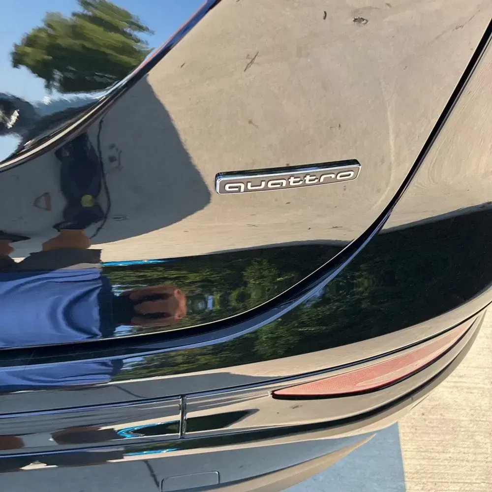 2025 Audi Q6 e-tron Prestige