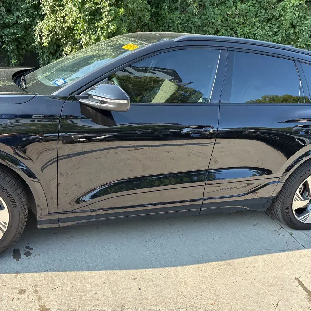 2025 Audi Q6 e-tron Prestige