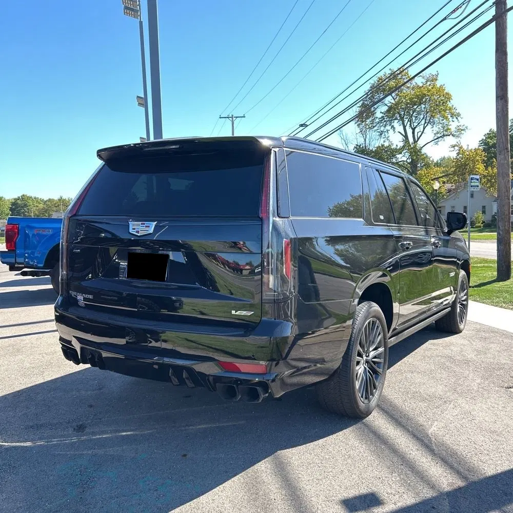 2023 Cadillac Escalade-V ESV Base