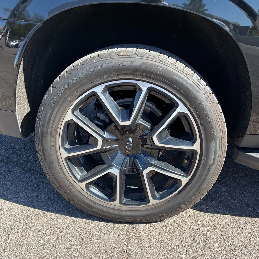 2024 Chevrolet Suburban RST