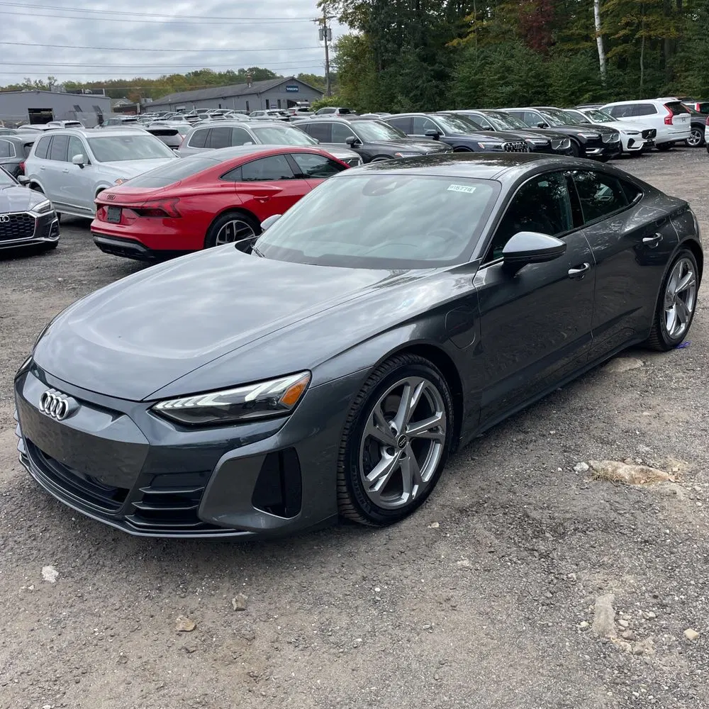 2023 Audi e-tron GT Premium Plus