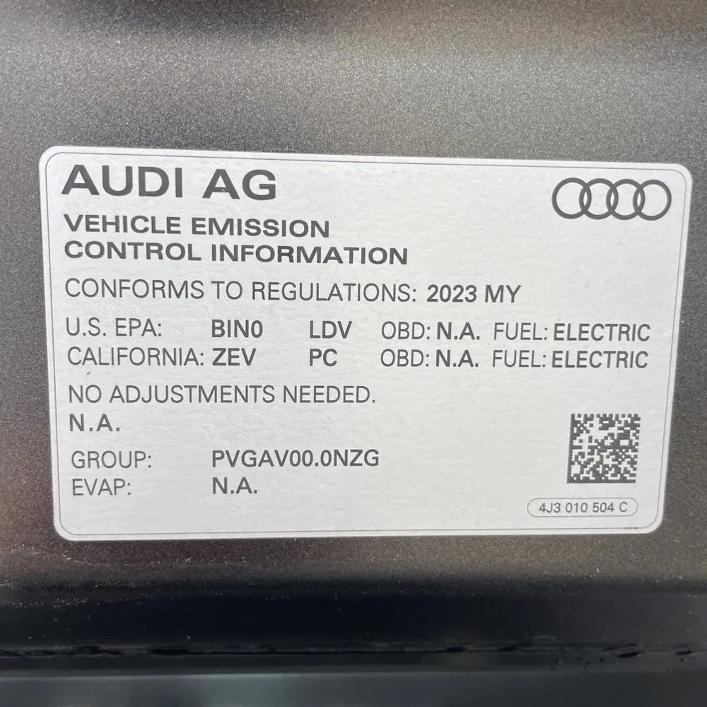 2023 Audi e-tron GT Premium Plus