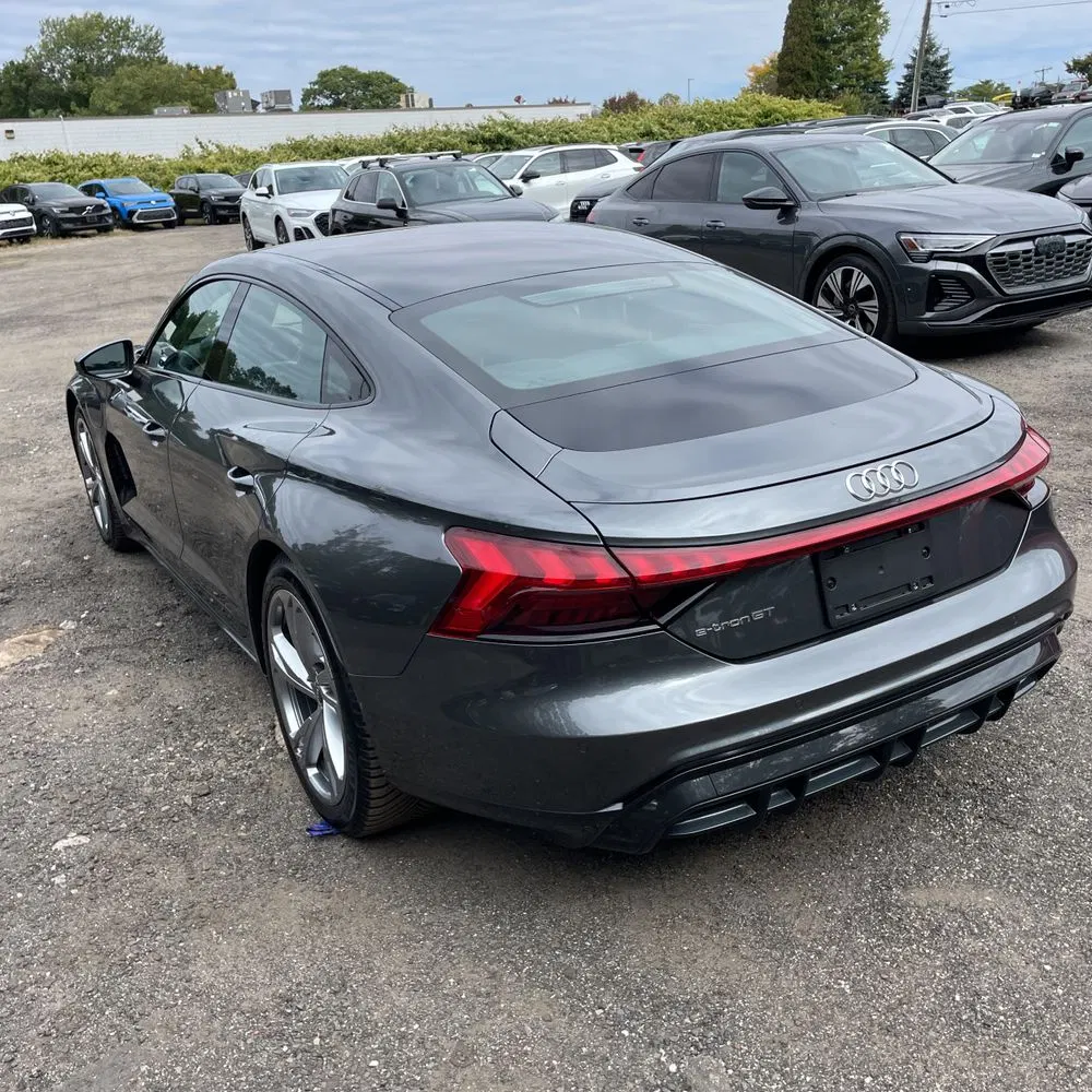 2023 Audi e-tron GT Premium Plus