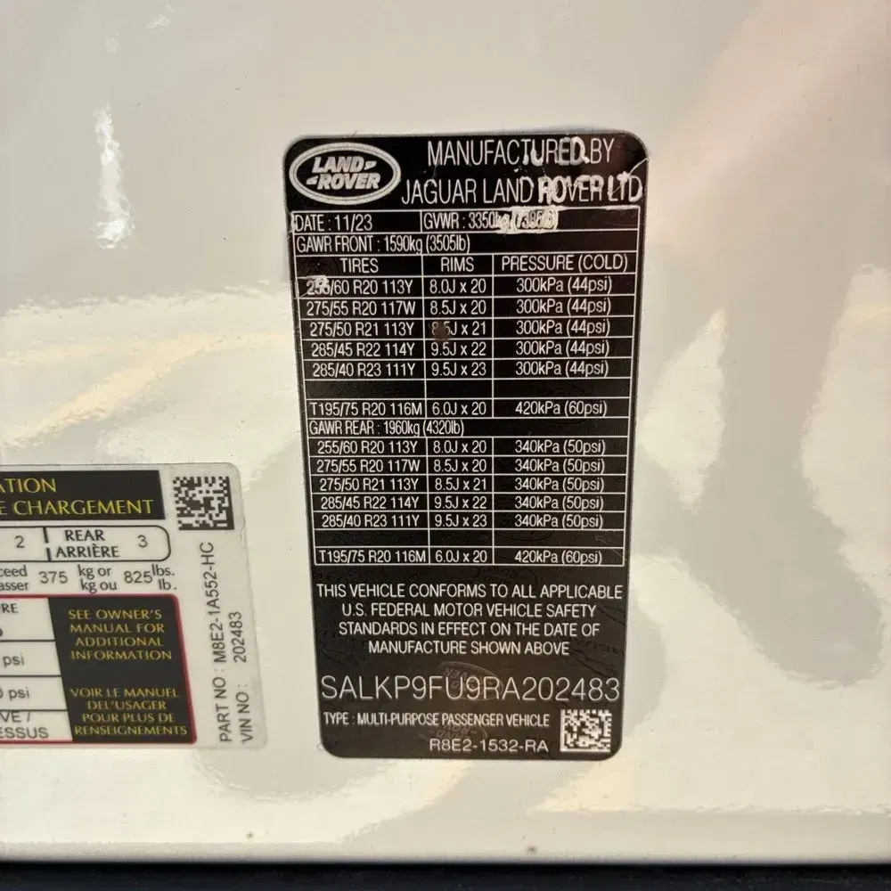 2024 Land Rover Range Rover SE P400