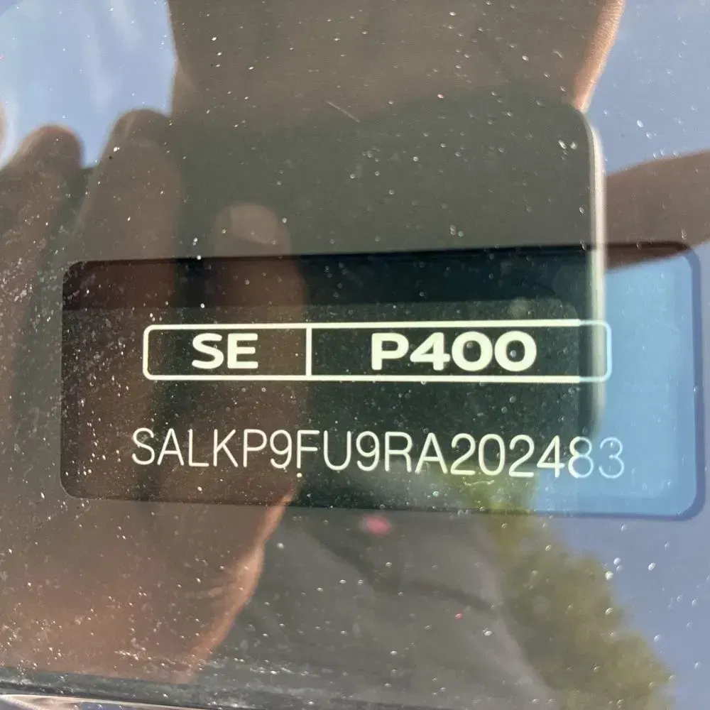 2024 Land Rover Range Rover SE P400