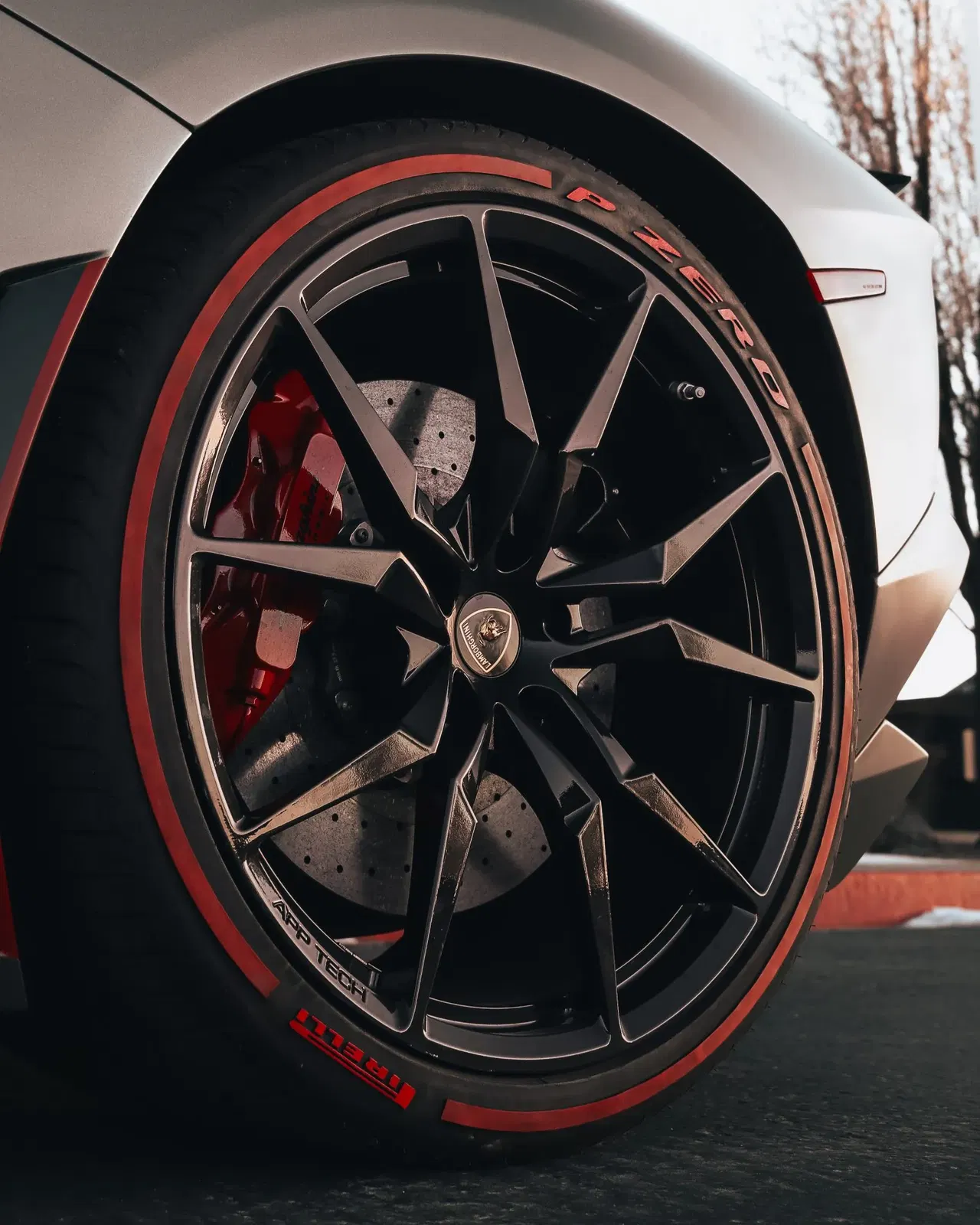 2016 Lamborghini Aventador LP700-4 Pirelli Edition Roadster