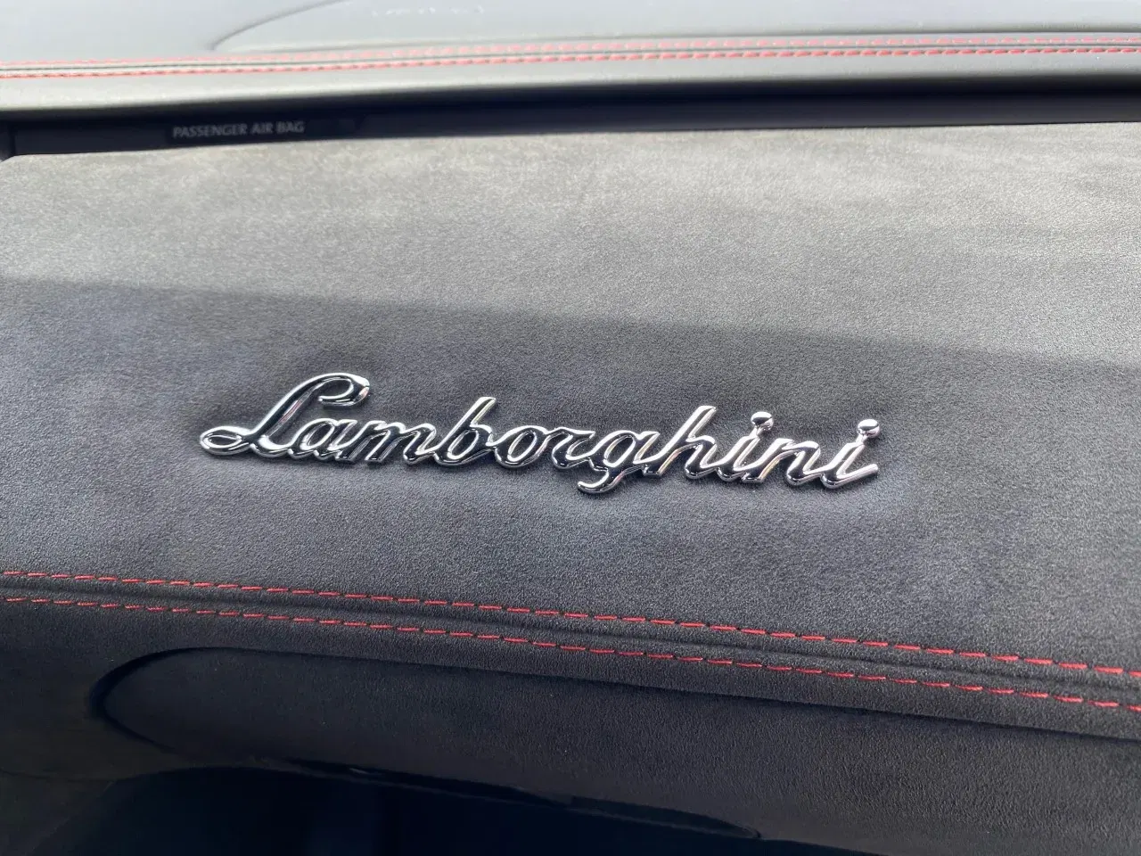 2016 Lamborghini Aventador LP700-4 Pirelli Edition Roadster