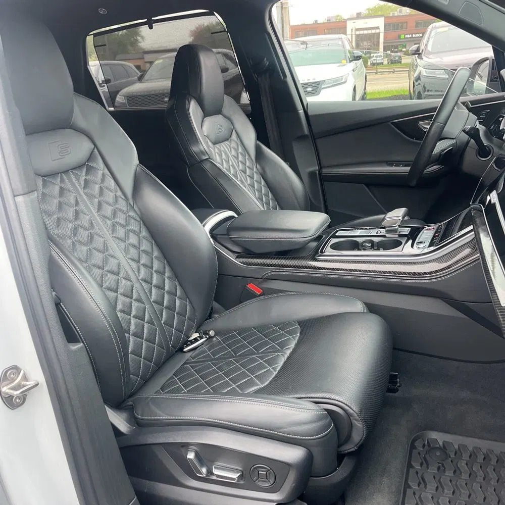 2023 Audi SQ7 Premium Plus