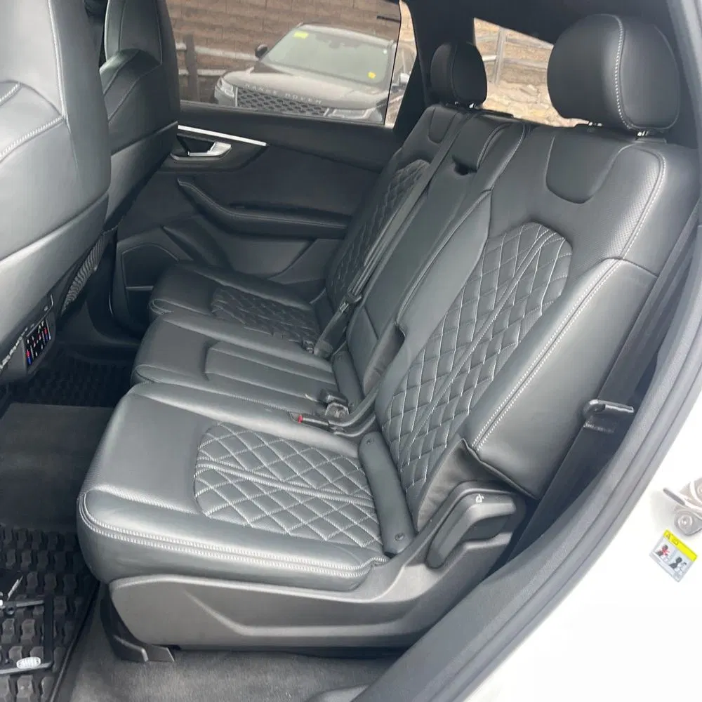 2023 Audi SQ7 Premium Plus