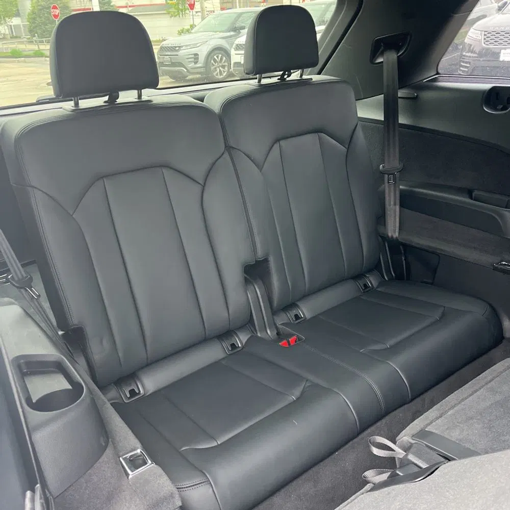2023 Audi SQ7 Premium Plus