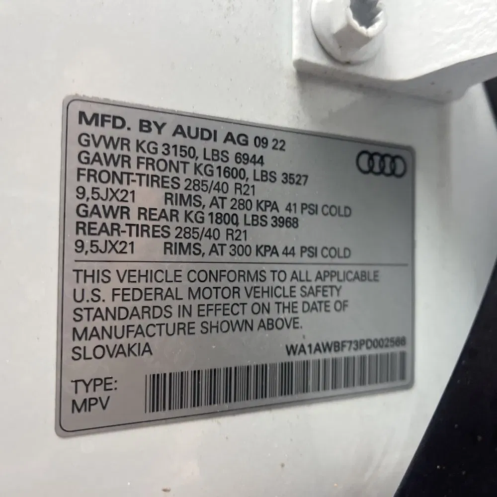 2023 Audi SQ7 Premium Plus