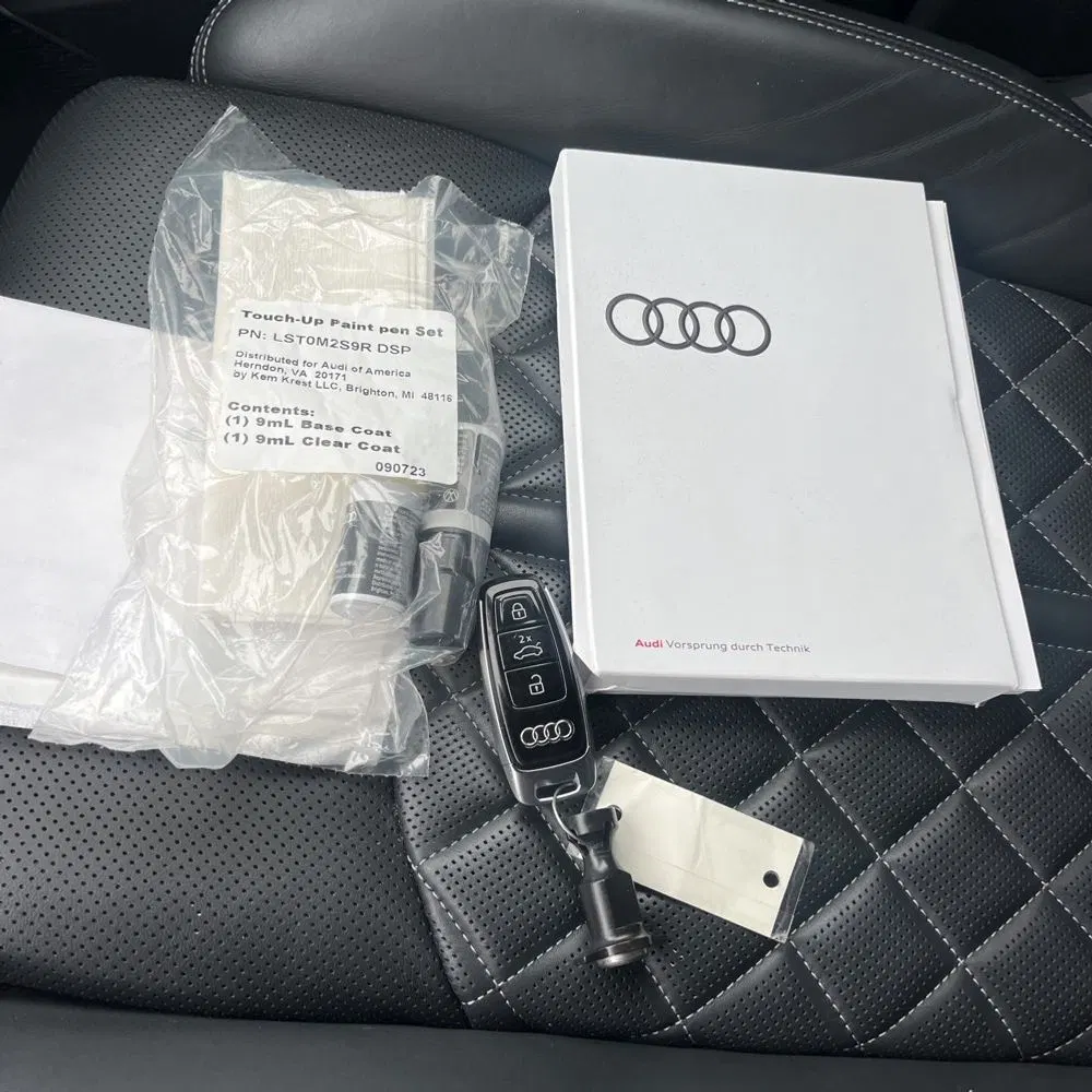 2023 Audi SQ7 Premium Plus