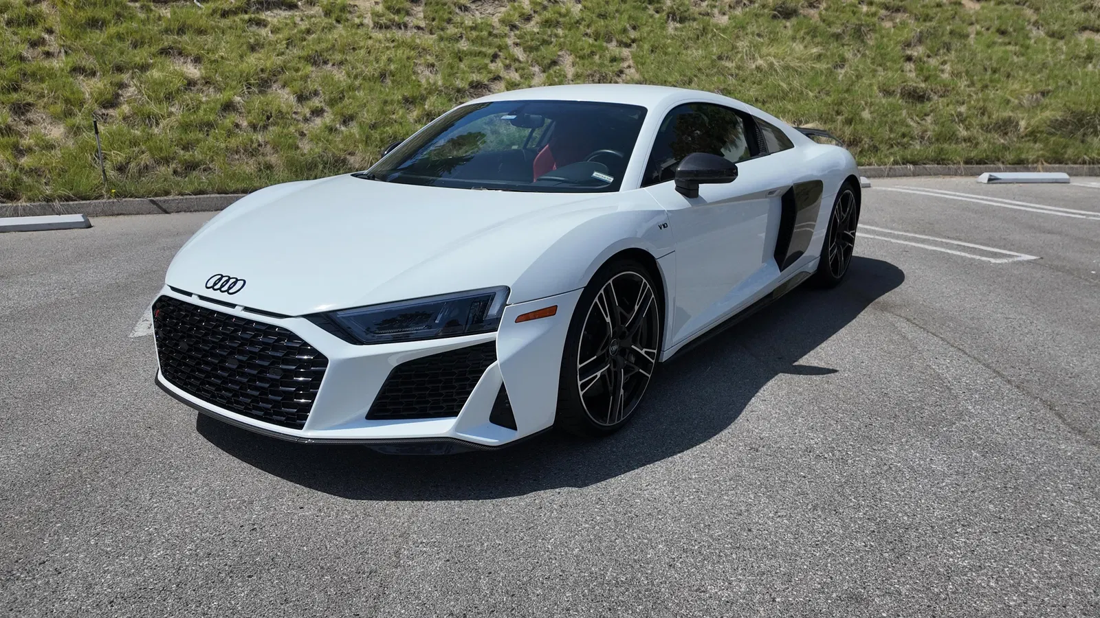 2020 Audi R8 V10 Performance Coupe - 602-hp V10, AWD, Express Red Interior, Carbon Exterior and Interior packages