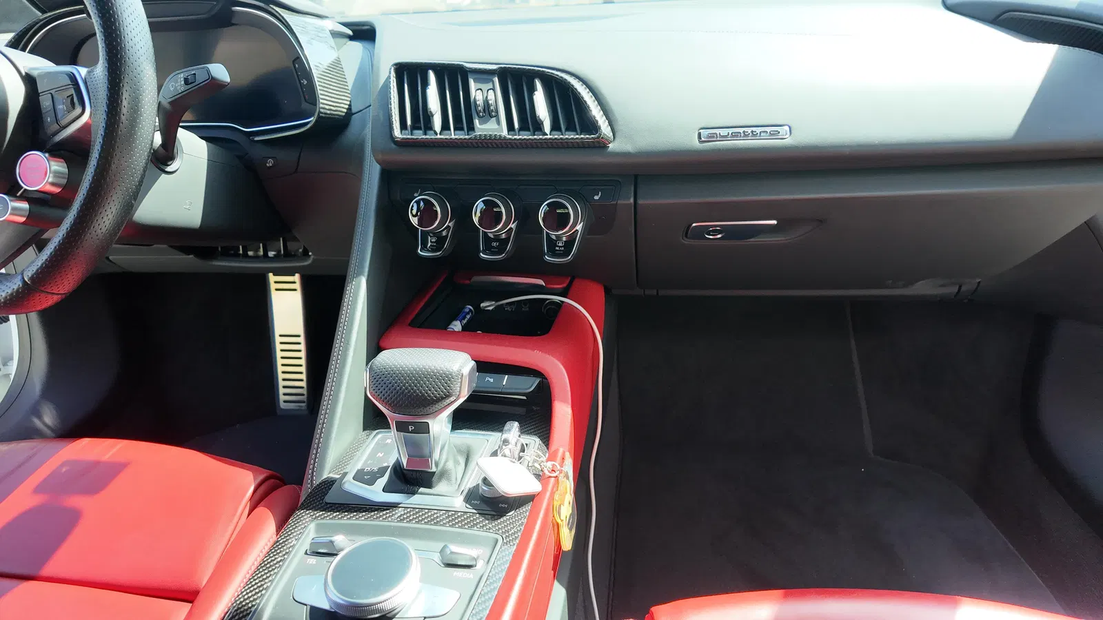 2020 Audi R8 V10 Performance Coupe - 602-hp V10, AWD, Express Red Interior, Carbon Exterior and Interior packages