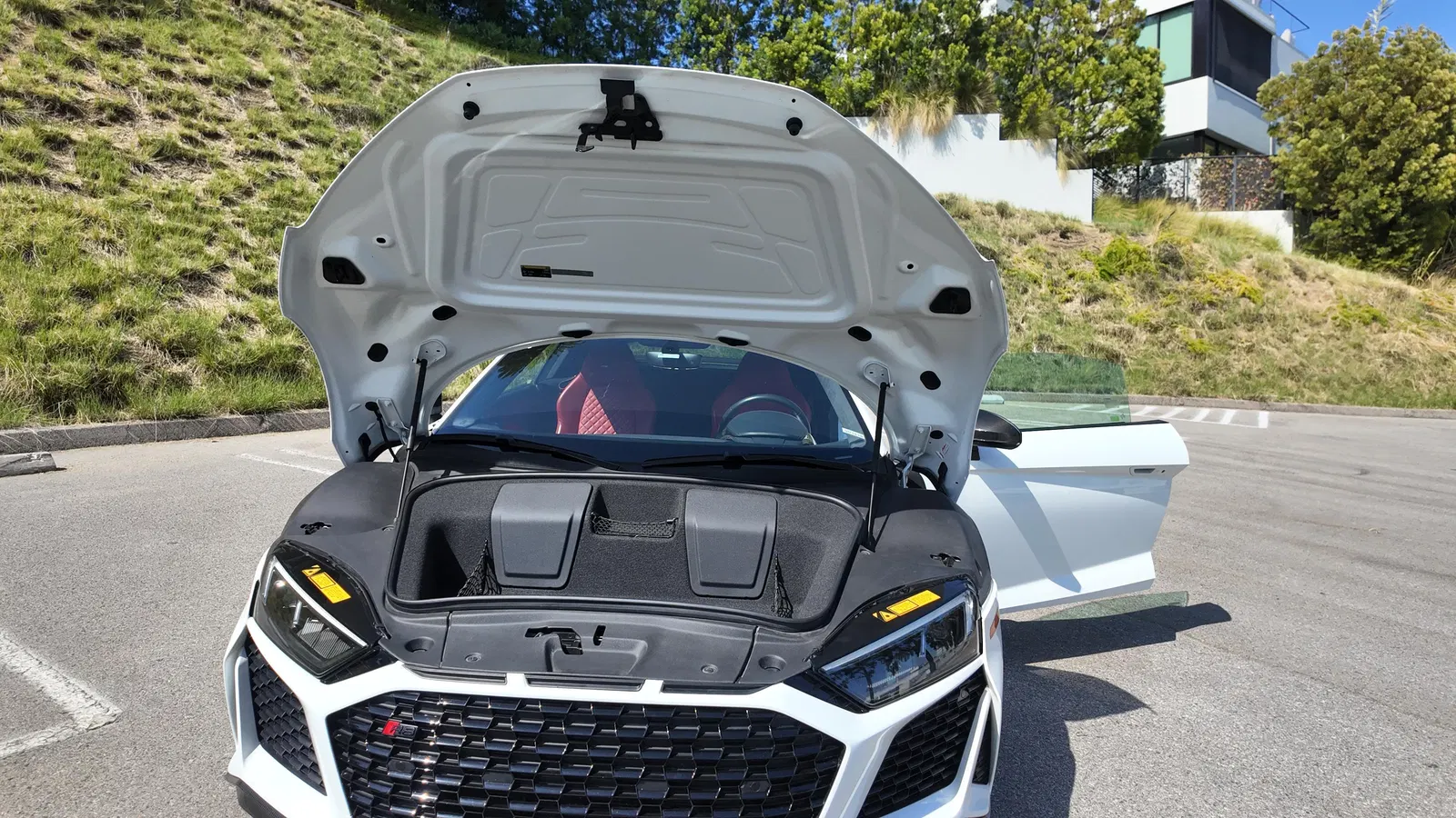 2020 Audi R8 V10 Performance Coupe - 602-hp V10, AWD, Express Red Interior, Carbon Exterior and Interior packages