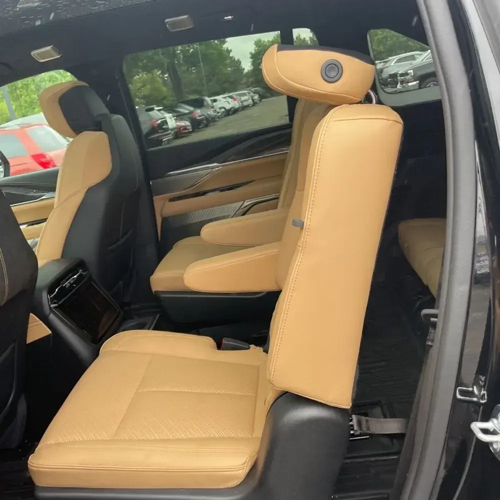 2025 Cadillac Escalade IQ Sport 2