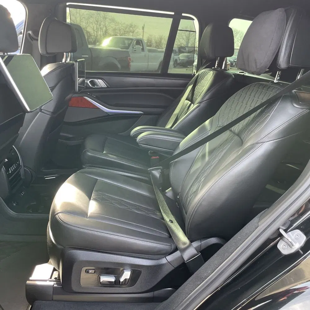 2022 BMW X7 ALPINA XB7