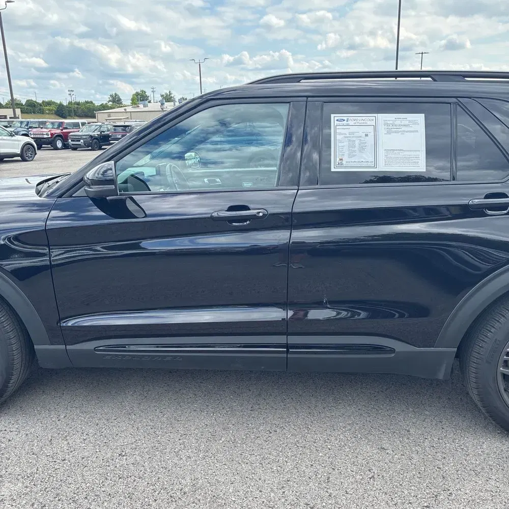 2025 Ford Explorer ST