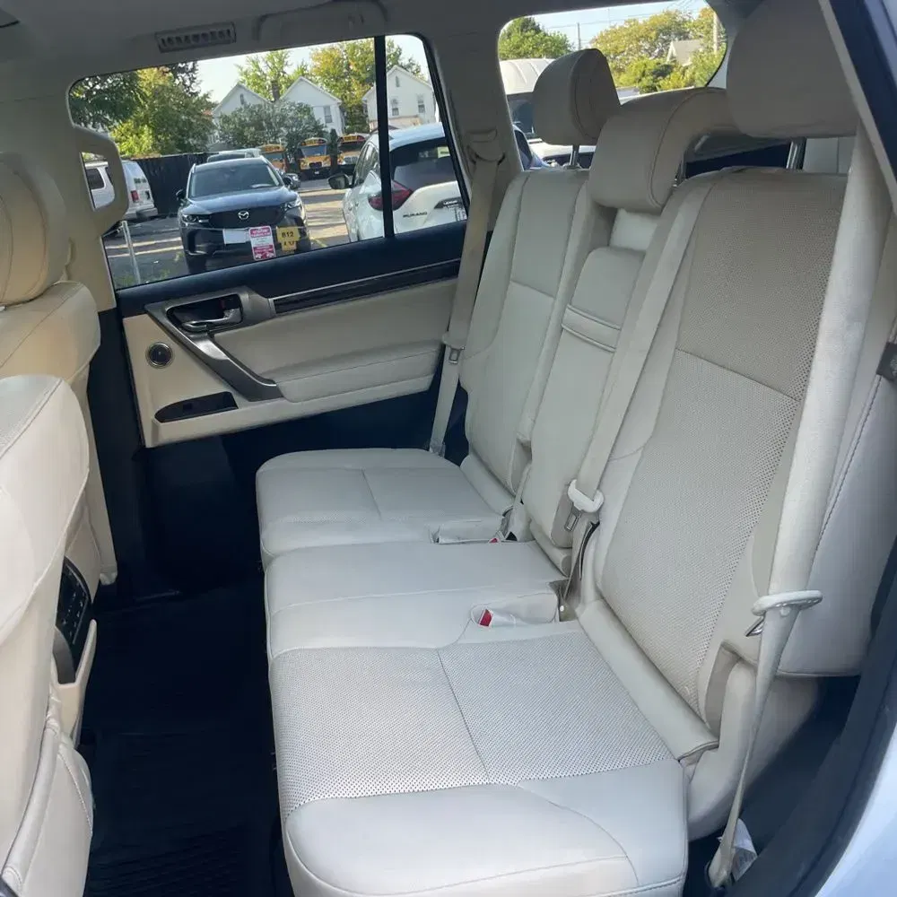 2022 Lexus GX 460 Base