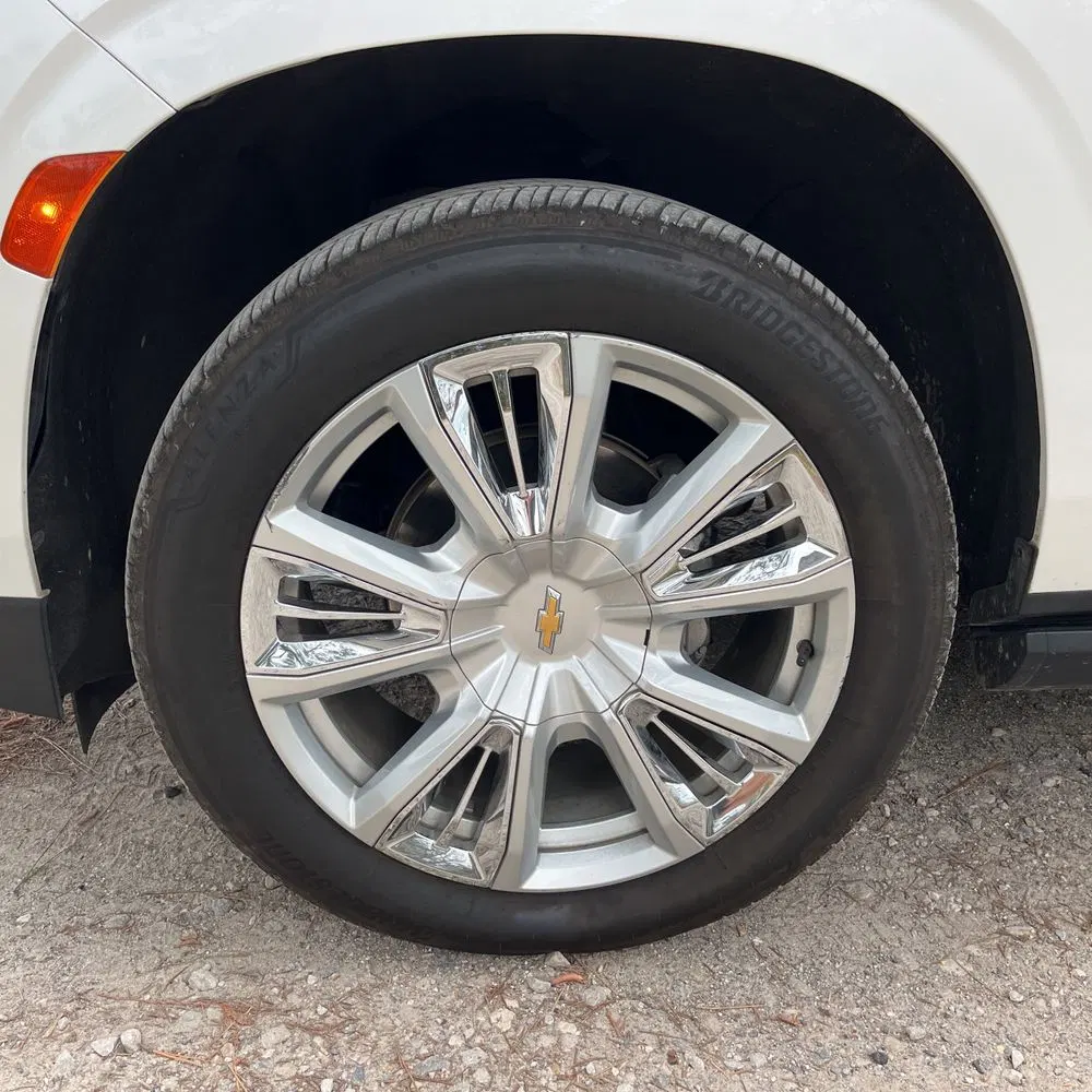 2023 Chevrolet Suburban High Country