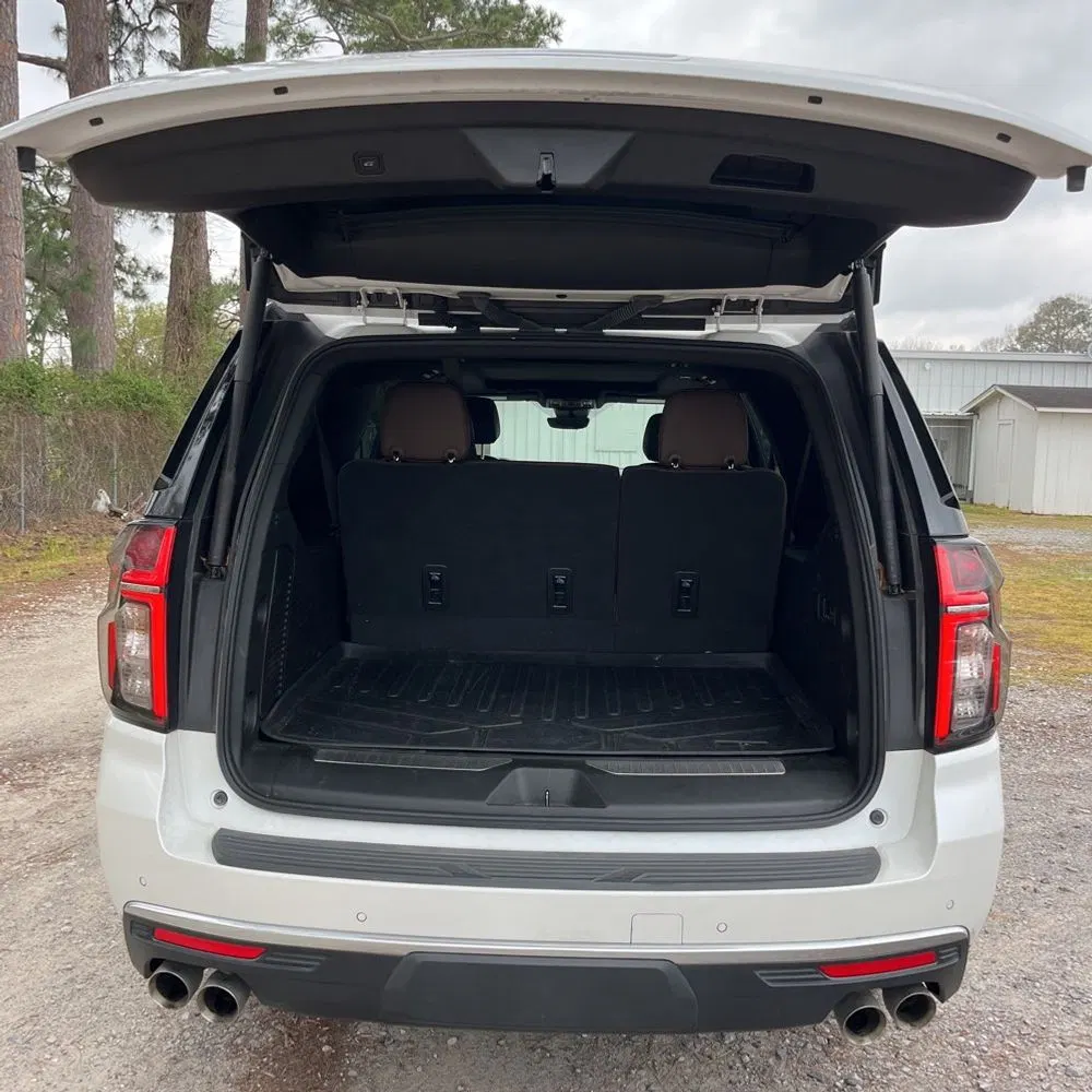 2023 Chevrolet Suburban High Country