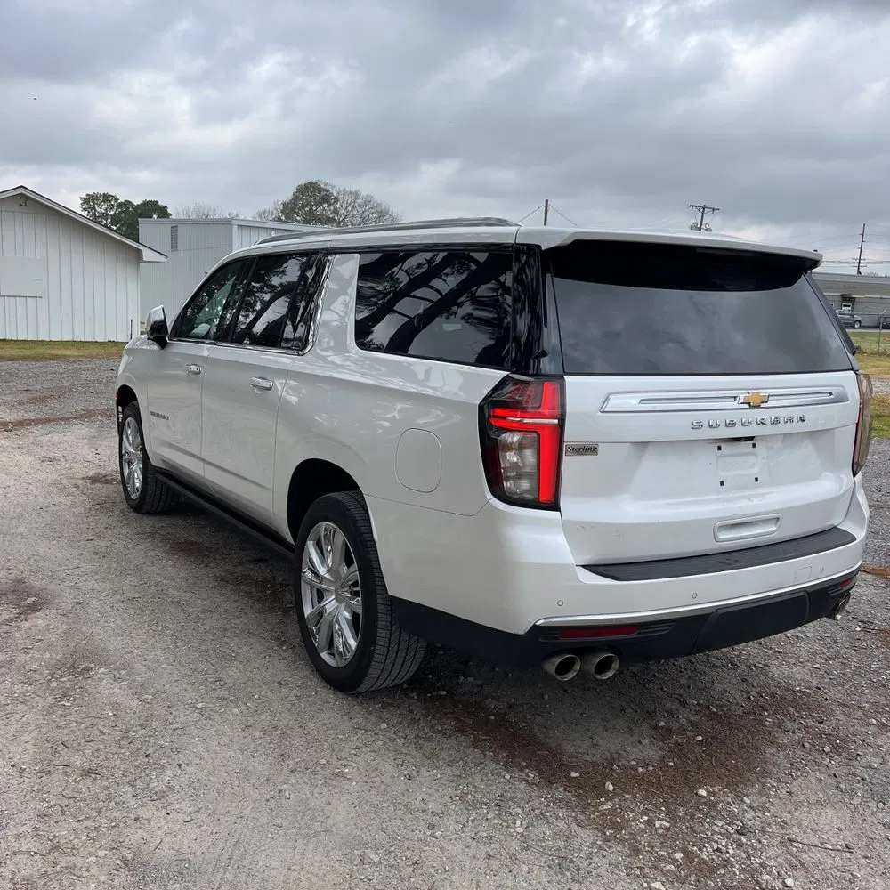 2023 Chevrolet Suburban High Country